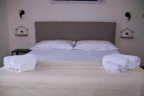 Daly Rooms_Catania_Sicily_Beach_City_Travel